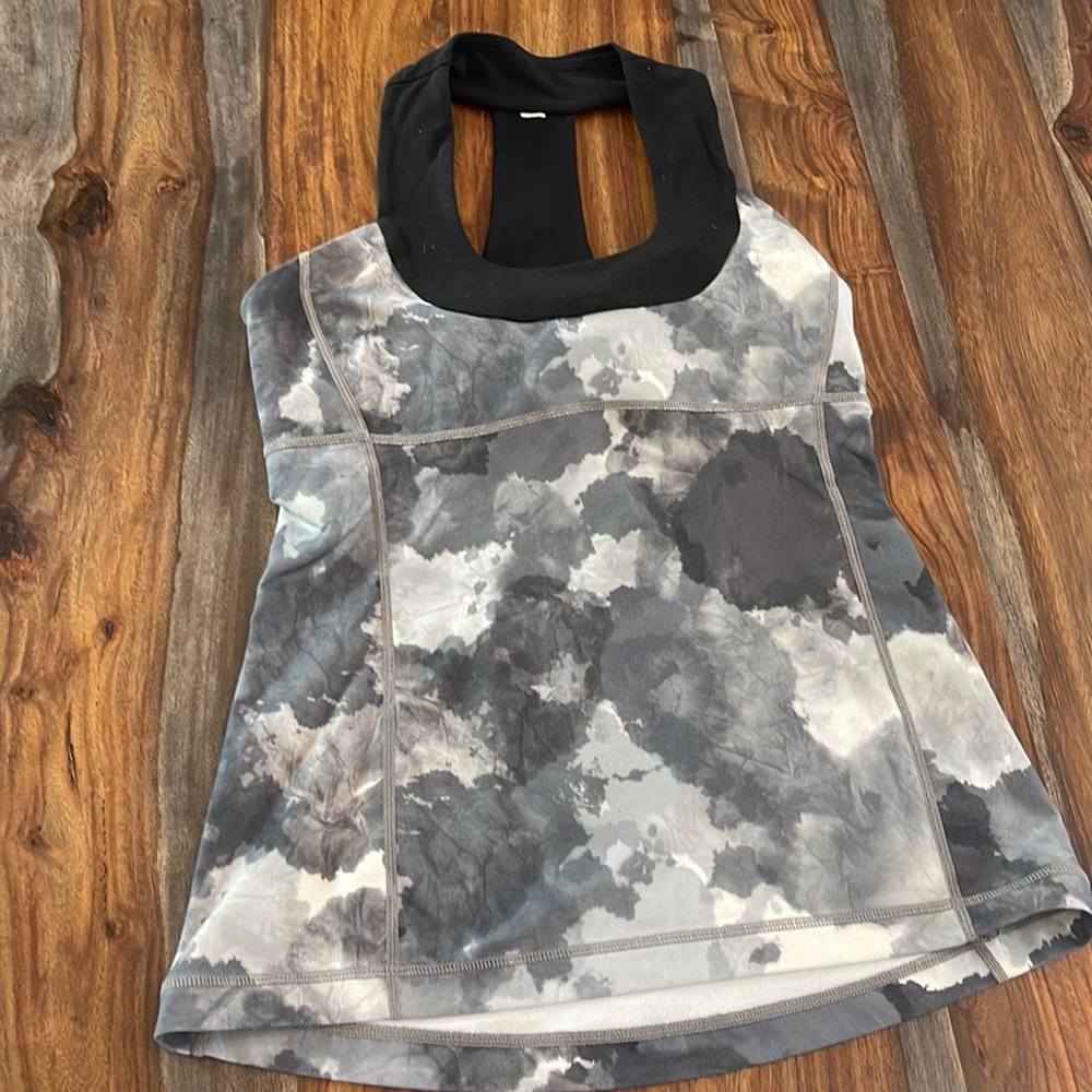 Lululemon Scoop Neck Tank Top